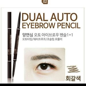 2 H20PROOF Dual brow liners in 2 shades